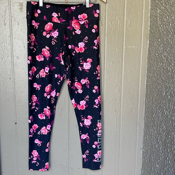Victoria’s Secret Pink yoga full length floral leggings - Picture 2 of 12